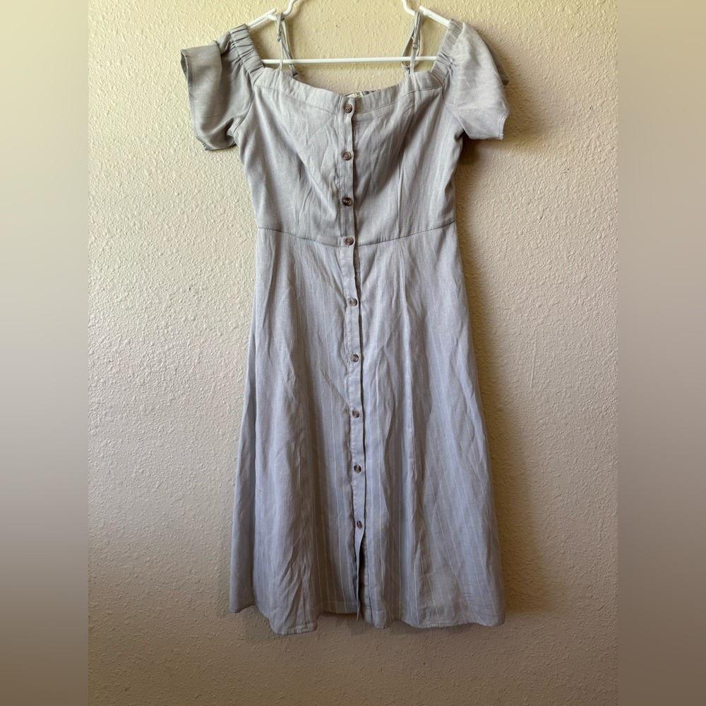 LARA Fashion Dress Medium Prairie Country  Western Style Gray With White Stripe